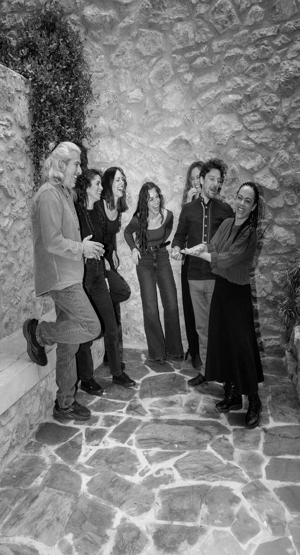 HAROULIS & TEAM.jpg