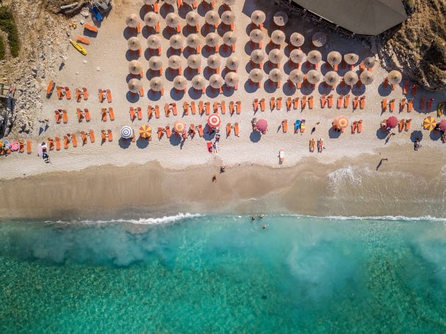 Mirror-beach-parasols-Shutterstock-900-68.jpg