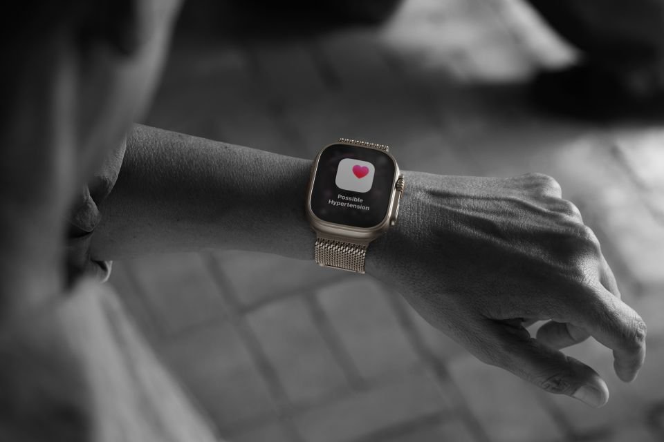 apple-watch-ultra-3-hypertension-notification-250909.jpg