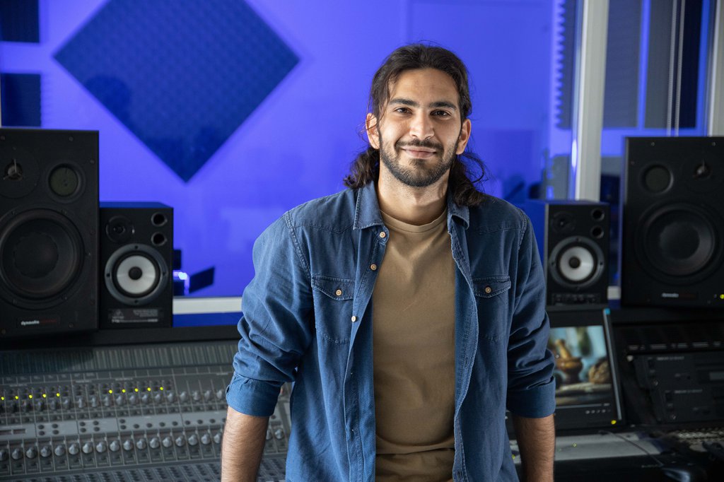 elias kyriacou.jpg