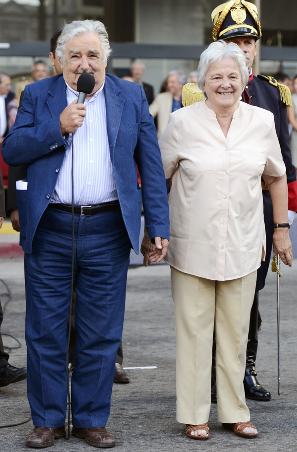 mujica2-21.png