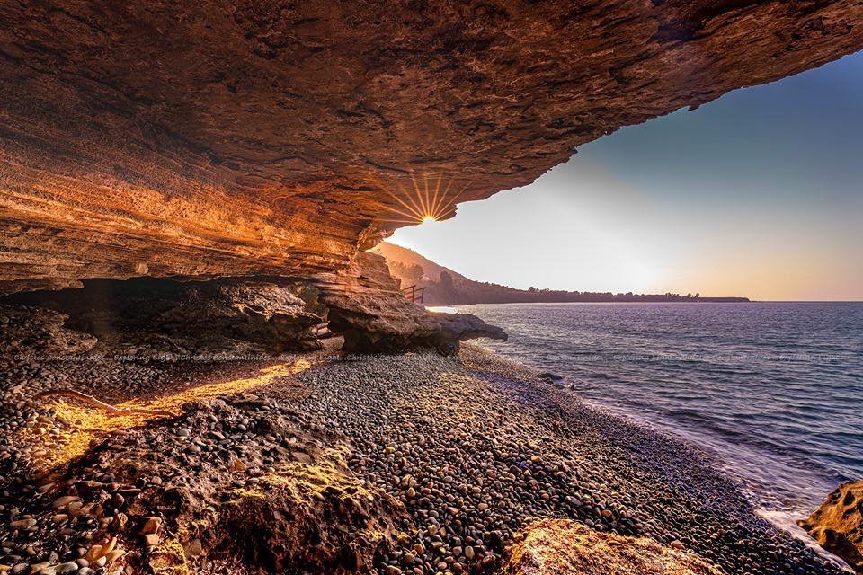 σπηλια του δρακου χρηστος κωνσταντινιδης  τοπία της κύπρου.jpg