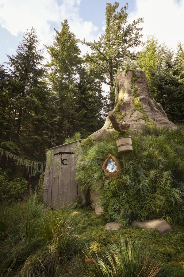 03-Shrek-Airbnb-Outhouse-Credit-Alix-McIntosh.jpg