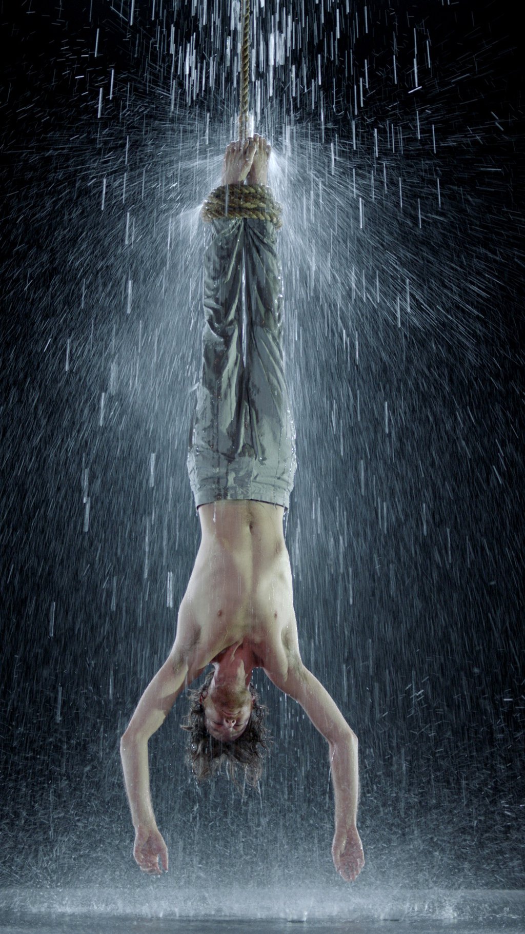 15.Water Martyr_2014_Photo_ Kira Perov © Bill Viola. Courtesy Bill Viola Studio.jpg