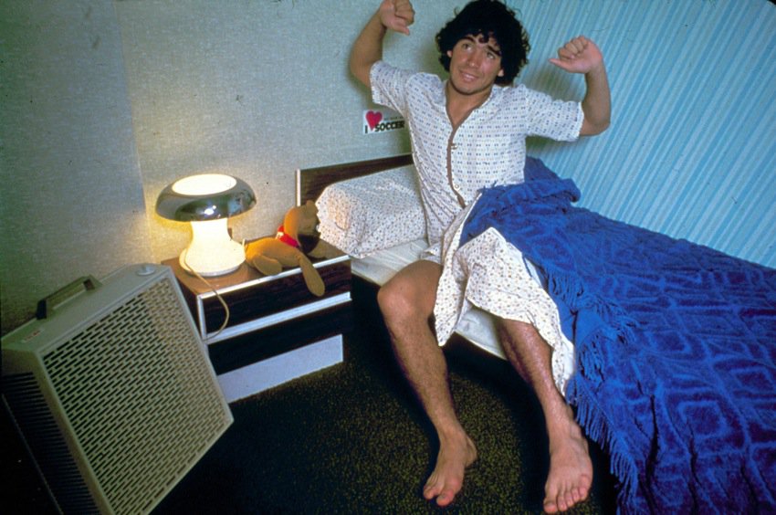 1980 Getting ready for a snooze.jpg