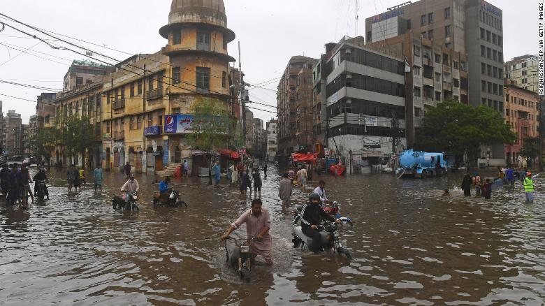 220824133046-02-pakistan-monsoon-flooding-2022-exlarge-169.jpg