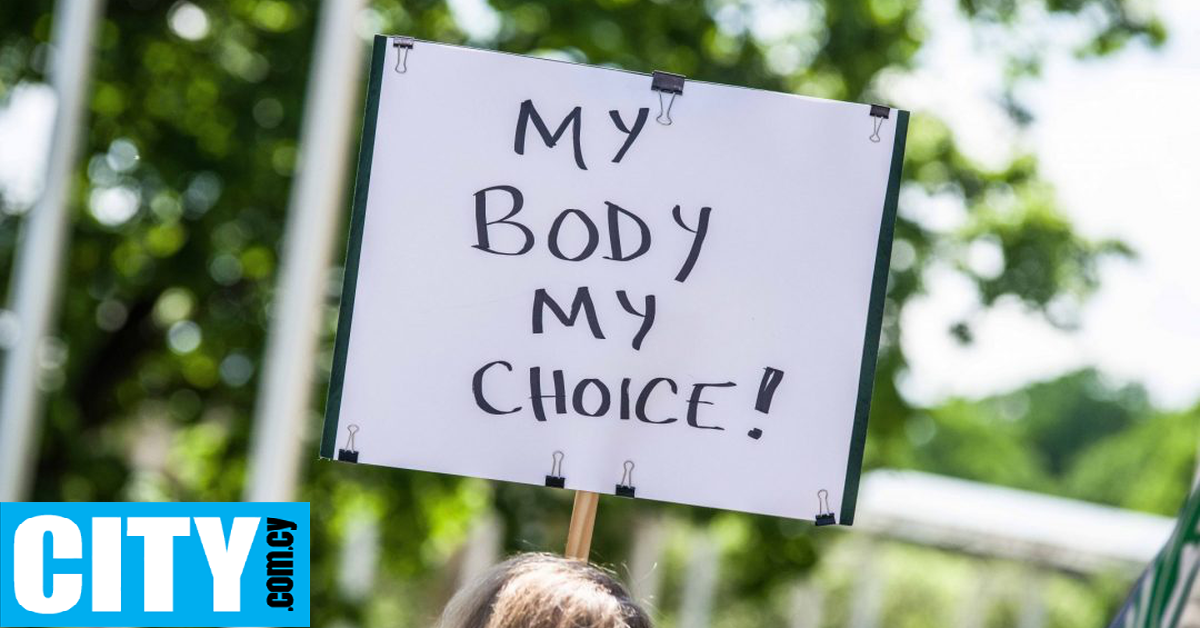 Το EK τάχθηκε υπέρ της πρόσβασης σε ασφαλείς αμβλώσεις σε όλη την ΕΕ