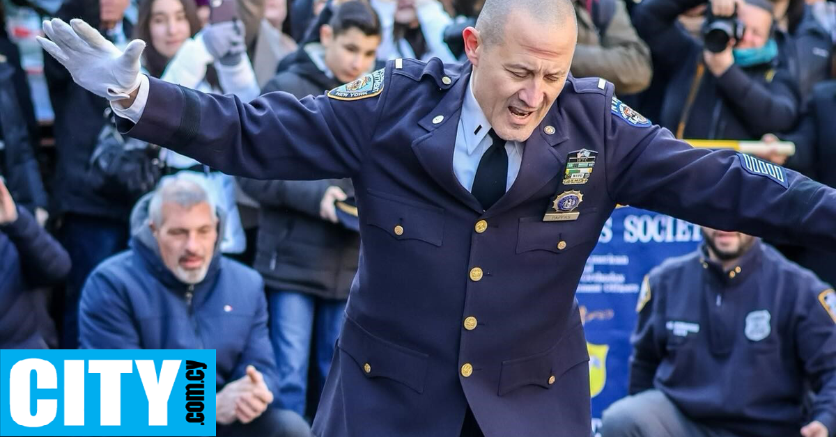 Ο αλλιώτικος τρόπος συνταξιοδότησης ενός Ελληνοαμερικανού διοικητή του NYPD
