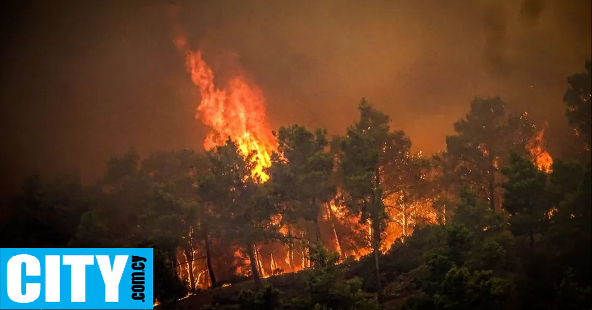 Μαίνονται οι πυρκαγιές για έκτη μέρα στη Ρόδο