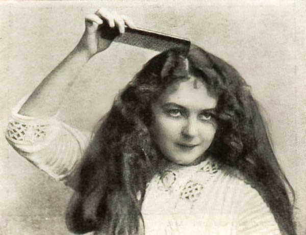 About-Brushing-The-Hair-–-Victorian-And-Edwardian-Hair-Care-1.jpg
