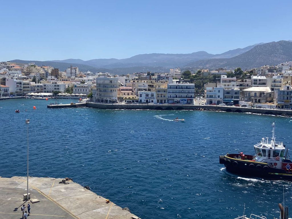 Άγιος Νικόλαος Κρήτης.jpg