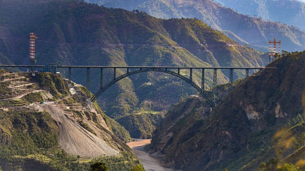 Chenab-Bridge--1_city.jpg