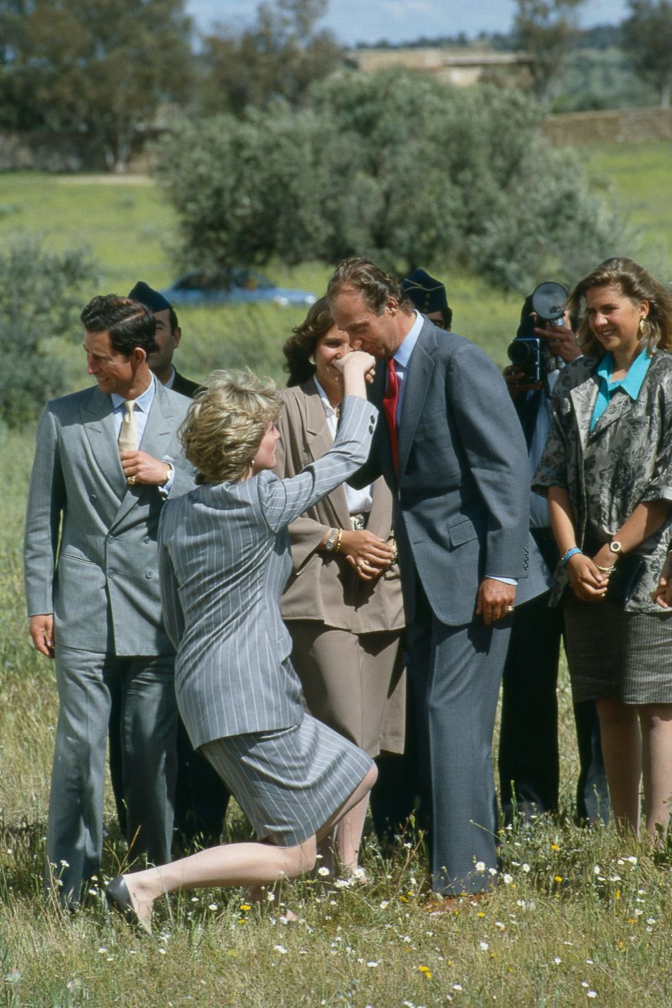 Curtseying to King Juan Carlos of Spain while in Toledo for a visit with Prince Charles 1987.jpg