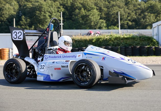 Formula car.jpg
