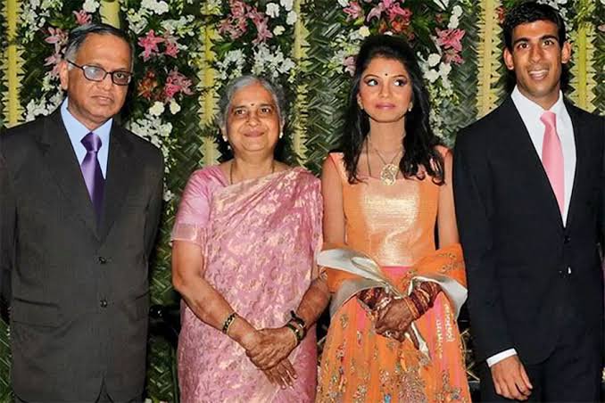 Murthy-family.jpg