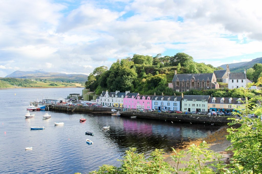 Portree,-Scotland_GettyImages-868227680.jpg