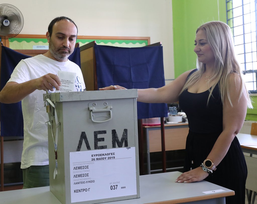Ψηφοφορία στη Λεμεσό Εκλογικό Κέντρο, Λεμεσός2.jpg