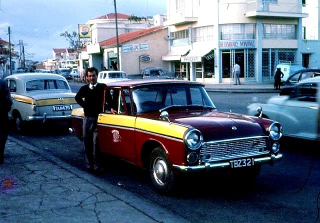 Ταξί την δεκαετία του 60 elias georgiou.jpg