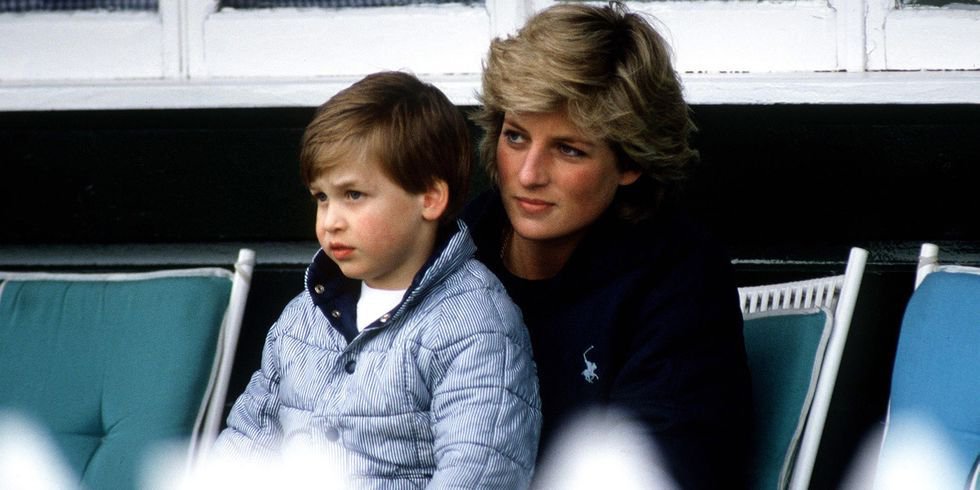 With Prince William on her lap during a Polo match 1987.jpg