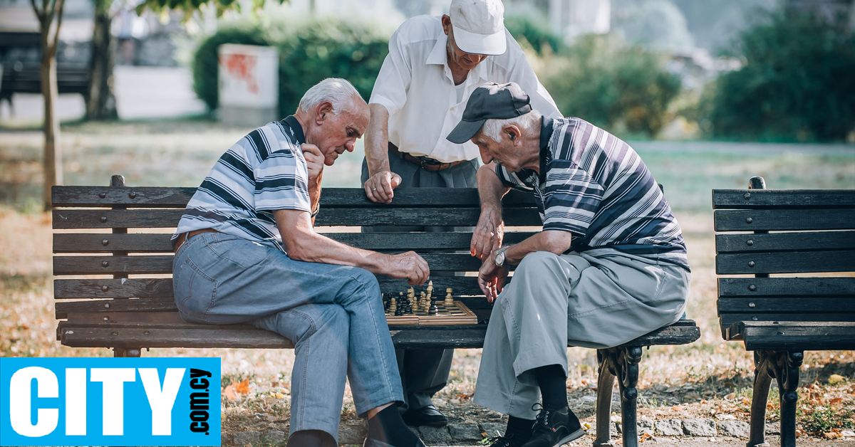 Μια χώρα βλέπει αύξηση στους αιωνόβιους και η διατροφή τους παίζει καθοριστικό ρόλο