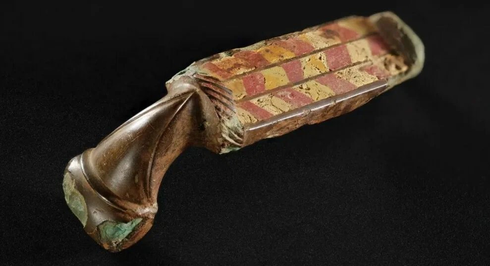 αντικειεμσο.jpg