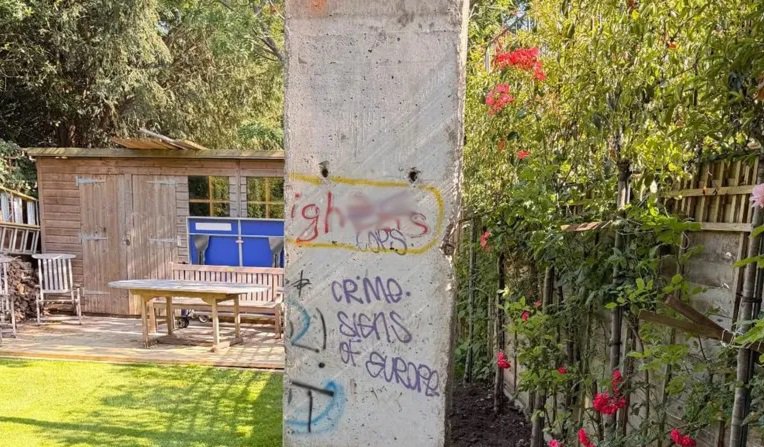 berlinwall.jpg