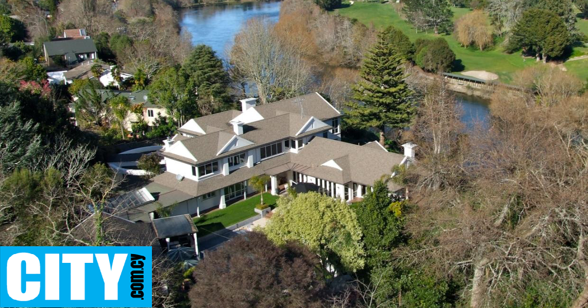 Ανακαίνισαν πολυτελή βίλα με 5 εκατομμύρια δολάρια και τώρα αποφάσισαν να την κατεδαφίσουν