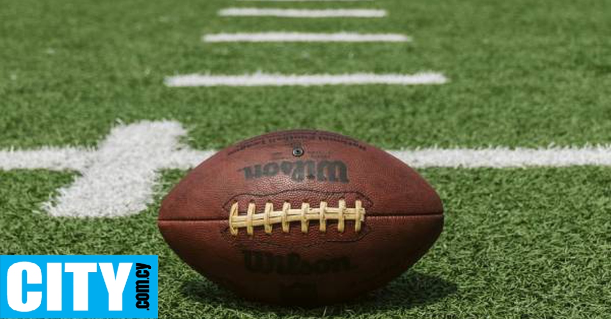 Super Bowl: &Alpha;&kappa;&rho;&alpha;ί&omicron; &pi;&alpha;&iota;&chi;&nu;ί&delta;&iota;, &alpha;&kappa;&rho;&alpha;ί&alpha; &pi;&omicron;&sigma;ά