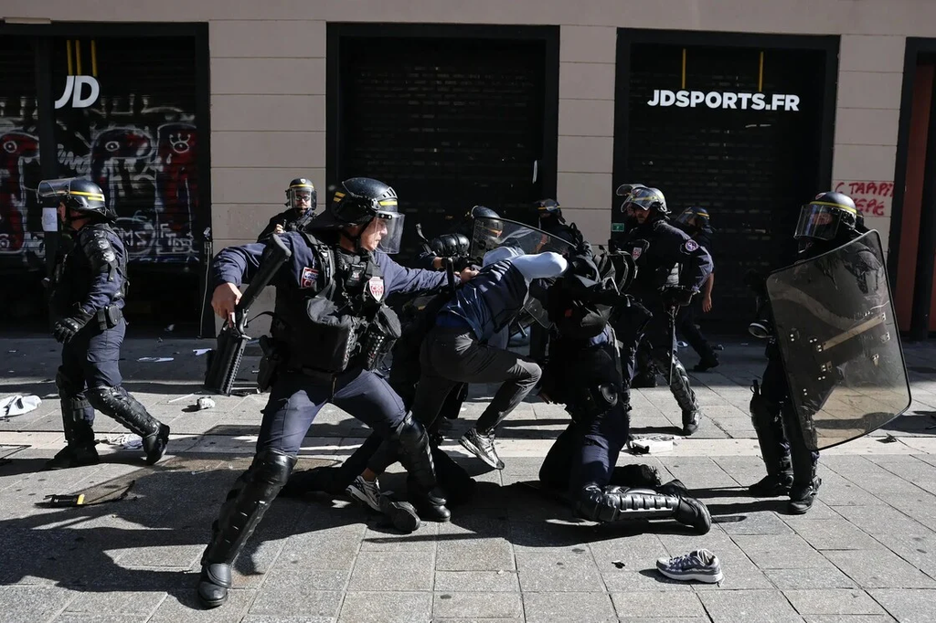 france3.png