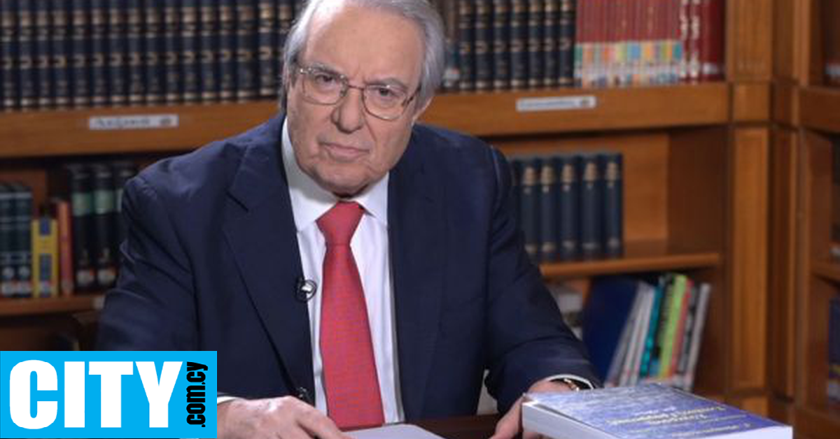 Ο (μύστης) Γεώργιος Μπαμπινιώτης δεν άντεξε την αγραμματοσύνη μας και παρενέβη Ο (μύστης) Γεώργιος Μπαμπινιώτης δεν άντεξε την αγραμματοσύνη μας και παρενέβη
