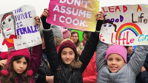 glamour_brilliant-signs-at-the-women-s-march.jpg