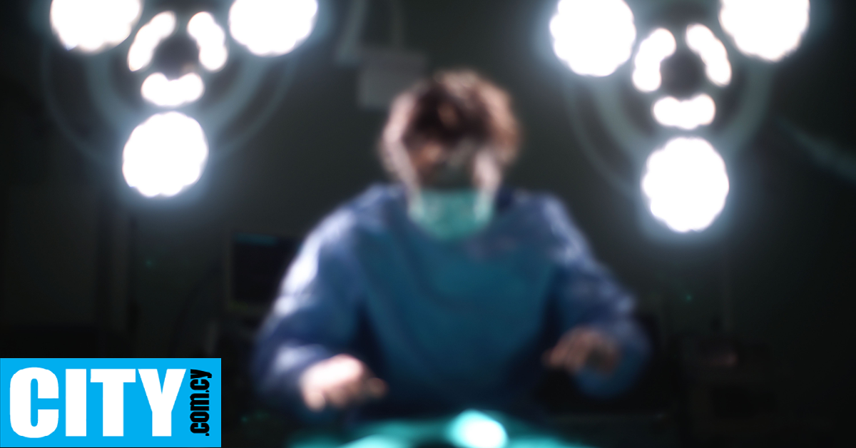 &Tau;&upsilon;&phi;&lambda;ή &gamma;&upsilon;&nu;&alpha;ί&kappa;&alpha; &alpha;&nu;έ&kappa;&tau;&eta;&sigma;&epsilon; &tau;&eta;&nu; ό&rho;&alpha;&sigma;ή &tau;&eta;&sigmaf; &chi;ά&rho;&eta; &sigma;&tau;&eta;&nu; &pi;&rho;ώ&tau;&eta; &epsilon;&pi;&iota;&tau;&upsilon;&chi;&eta;&mu;έ&nu;&eta; &mu;&epsilon;&tau;&alpha;&mu;ό&sigma;&chi;&epsilon;&upsilon;&sigma;&eta; &omega;&chi;&rho;ά&sigmaf; &kappa;&eta;&lambda;ί&delta;&alpha;&sigmaf; &pi;&alpha;&gamma;&kappa;&omicron;&sigma;&mu;ί&omega;&sigmaf;