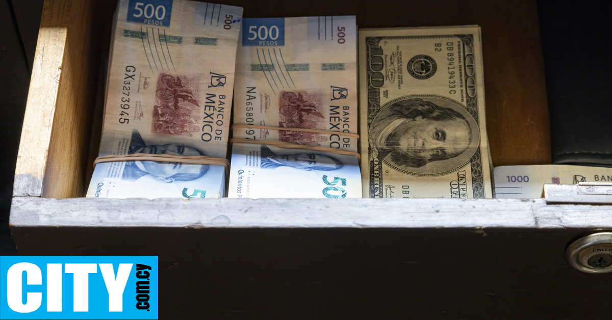 Γυναίκα έλαβε κατά λάθος 500 εκατ. πέσος στον λογαριασμό της, πίστεψε ότι ήταν «δώρο από τον Θεό» και άρχισε να τα ξοδεύει Γυναίκα έλαβε κατά λάθος 500 εκατ. πέσος στον λογαριασμό της, πίστεψε ότι ήταν «δώρο από τον Θεό» και άρχισε να τα ξοδεύει