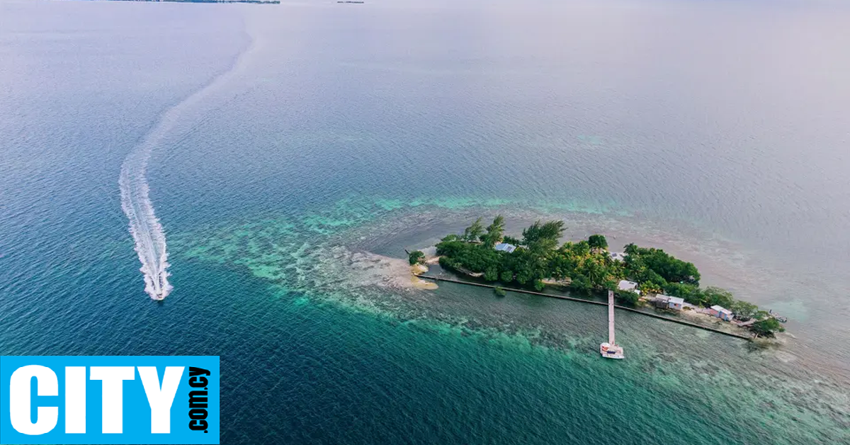Διάσημος και πολυβραβευμένος σκηνοθέτης αναγκάστηκε να πουλήσει το ιδιωτικό του νησί