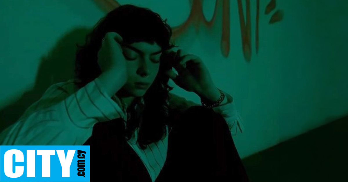 &laquo;&Epsilon;&lambda;&pi;ί&zeta;&omega; &eta; &mu;&omicron;&upsilon;&sigma;&iota;&kappa;ή &mu;&omicron;&upsilon; &nu;&alpha; &kappa;ά&nu;&epsilon;&iota; &tau;&omicron;&upsilon;&sigmaf; &alpha;&nu;&theta;&rho;ώ&pi;&omicron;&upsilon;&sigmaf; &nu;&alpha; &nu;&iota;ώ&theta;&omicron;&upsilon;&nu; &lambda;&iota;&gamma;ό&tau;&epsilon;&rho;&omicron; &mu;ό&nu;&omicron;&iota;&raquo;