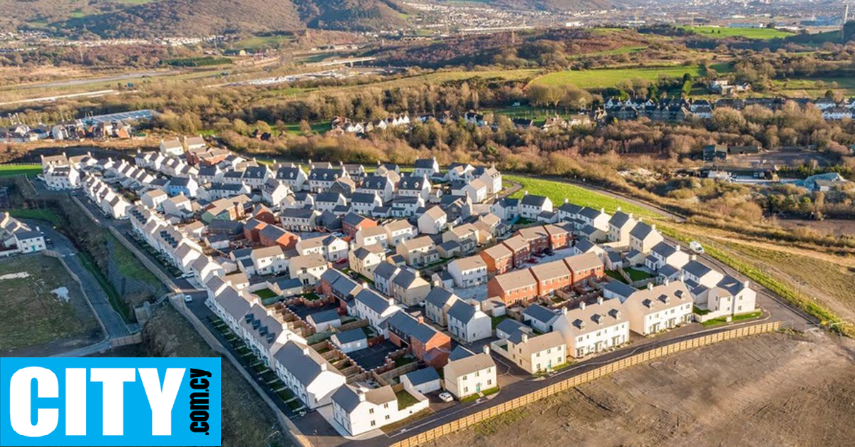 Έ&nu;&alpha; &chi;&omega;&rho;&iota;ό &mu;&omicron;&iota;ά&zeta;&epsilon;&iota; &mu;&epsilon; &sigma;&kappa;&eta;&nu;&iota;&kappa;ό &tau;&alpha;&iota;&nu;ί&alpha;&sigmaf; &tau;&rho;ό&mu;&omicron;&upsilon; &kappa;&alpha;&iota; &upsilon;&pi;ά&rho;&chi;&omicron;&upsilon;&nu; &theta;&epsilon;&omega;&rho;ί&epsilon;&sigmaf; &gamma;&iota;&alpha; &tau;&eta;&nu; &xi;&alpha;&phi;&nu;&iota;&kappa;ή &epsilon;&gamma;&kappa;&alpha;&tau;ά&lambda;&epsilon;&iota;&psi;ή &tau;&omicron;&upsilon;