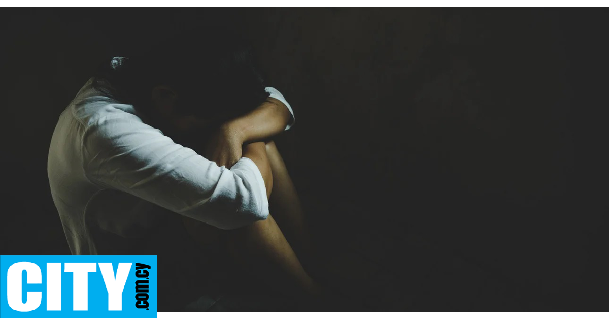 Νάρκωνε, βίαζε και βιντεοσκοπούσε τη σύζυγό του επί 15 χρόνια