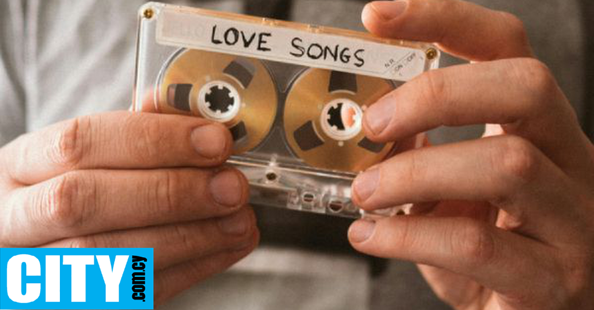 &Tau;&omicron; vintage &omega;&sigmaf; &delta;&iota;&alpha;&phi;ύ&lambda;&alpha;&xi;&eta; &tau;&alpha;&upsilon;&tau;ό&tau;&eta;&tau;&alpha;&sigmaf;