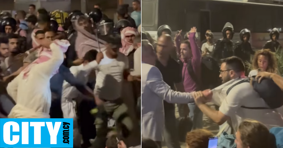 Ο Ιάσονας Αποστολόπουλος δημοσιοποιεί τη βίαιη καταστολή των ακτιβιστών από τις αιγυπτιακές αρχές [βίντεο]