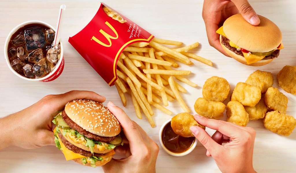 mcdonalds-pelatiako-moundial_city.jpg