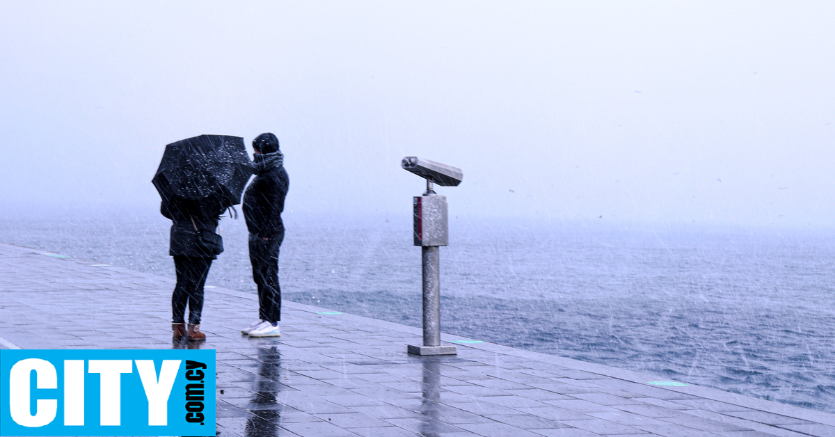 Σκόνη, σύννεφα και βροχές προβλέπονται σήμερα και τις επόμενες ημέρες