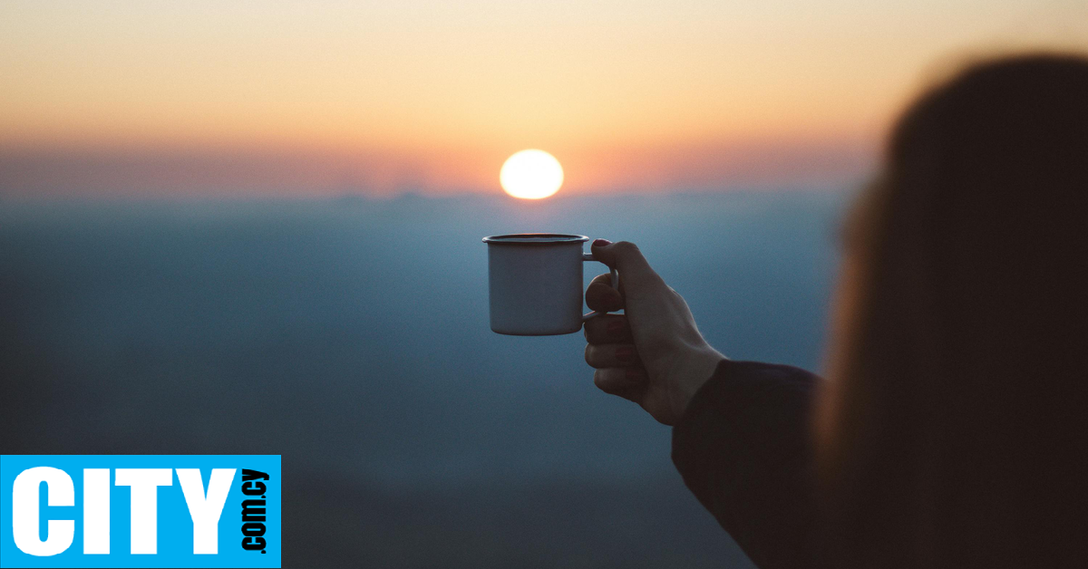 Ο καφές (ίσως) προστατεύει από τις αρρυθμίες σύμφωνα με νέα μελέτη