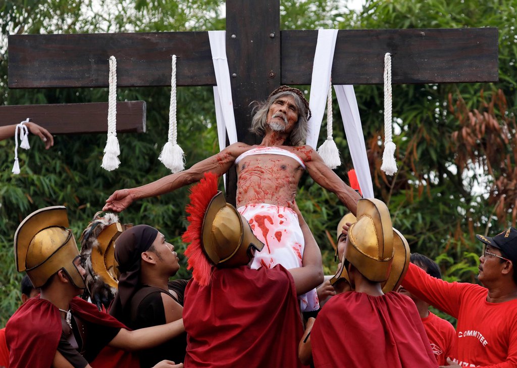 philippines-crucifixion-8.jpg