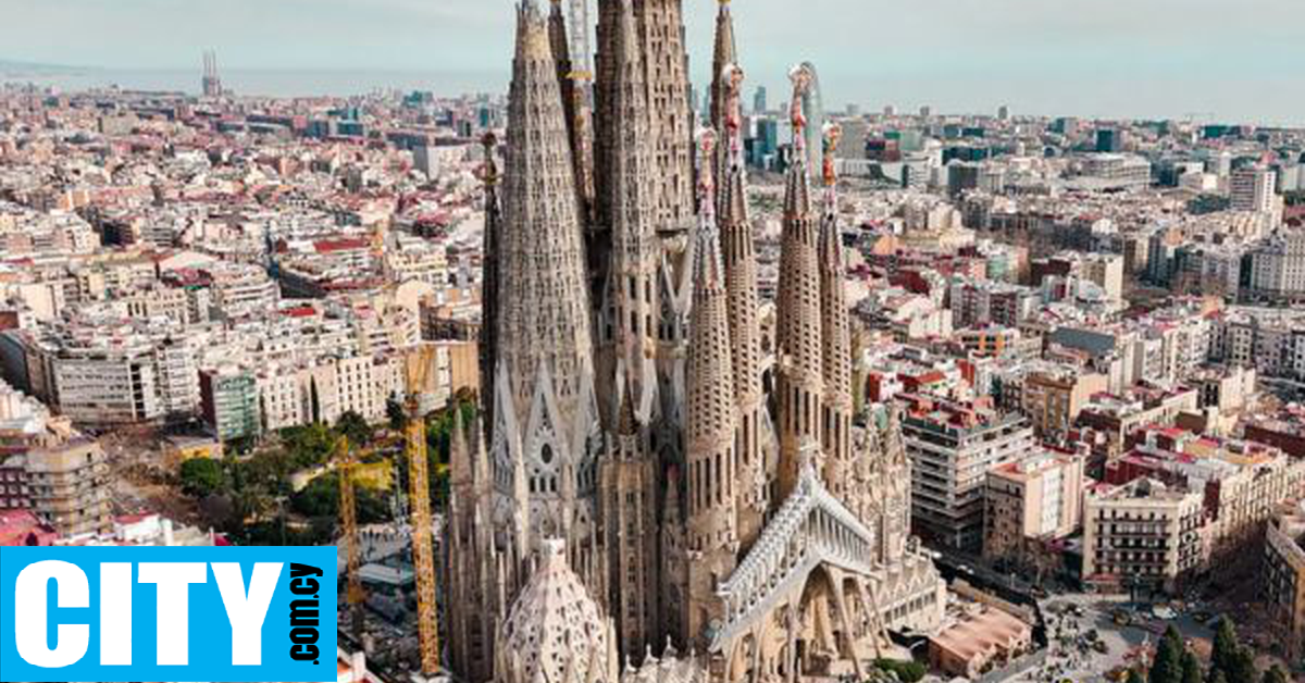 Η Σαγράδα Φαμίλια έγινε η ψηλότερη εκκλησία του κόσμου Η Σαγράδα Φαμίλια έγινε η ψηλότερη εκκλησία του κόσμου