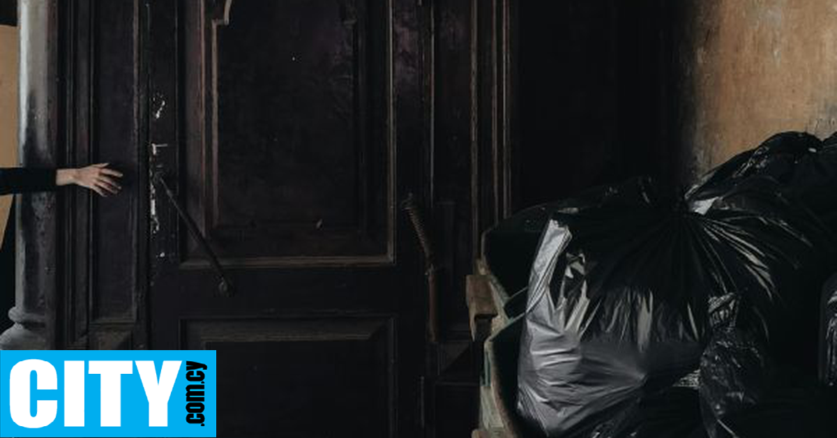 &Tau;&omicron; Swedish Death Cleaning &kappa;&alpha;&iota; &eta; &tau;έ&chi;&nu;&eta; &tau;&omicron;&upsilon; &xi;&epsilon;&kappa;&alpha;&theta;&alpha;&rho;ί&sigma;&mu;&alpha;&tau;&omicron;&sigmaf;