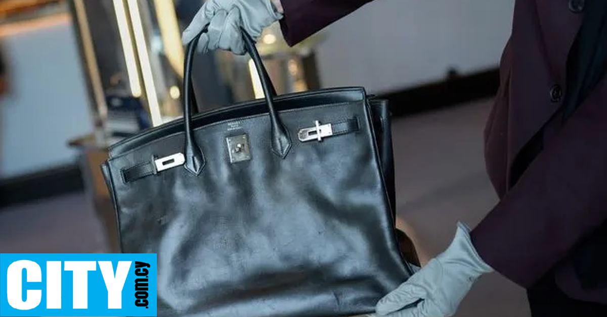 Αυτή η τσάντα δημοπρατήθηκε στο Άμπου Ντάμπι για σχεδόν 2,5 εκατομμύρια ευρώ